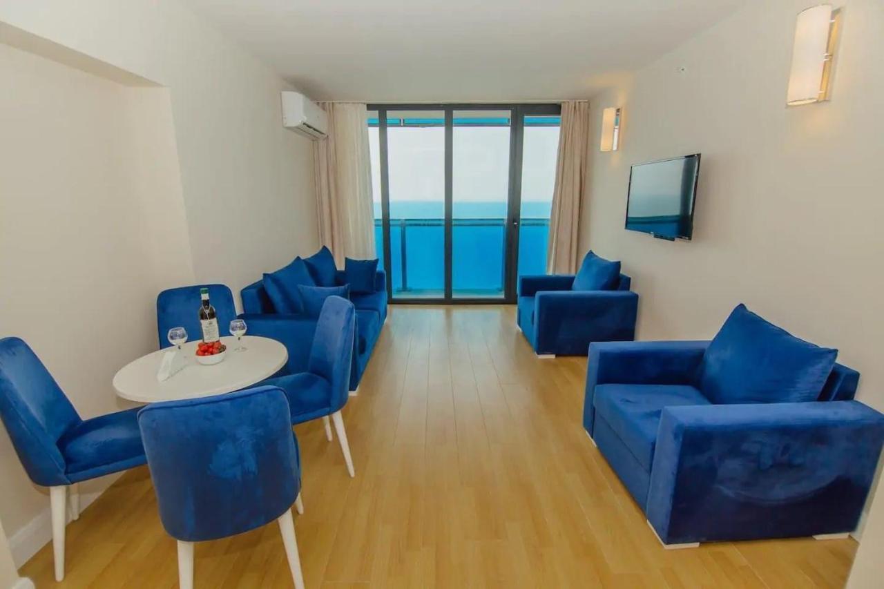 Orbi City Luxury Towers Aparthotel Batumi Exteriör bild