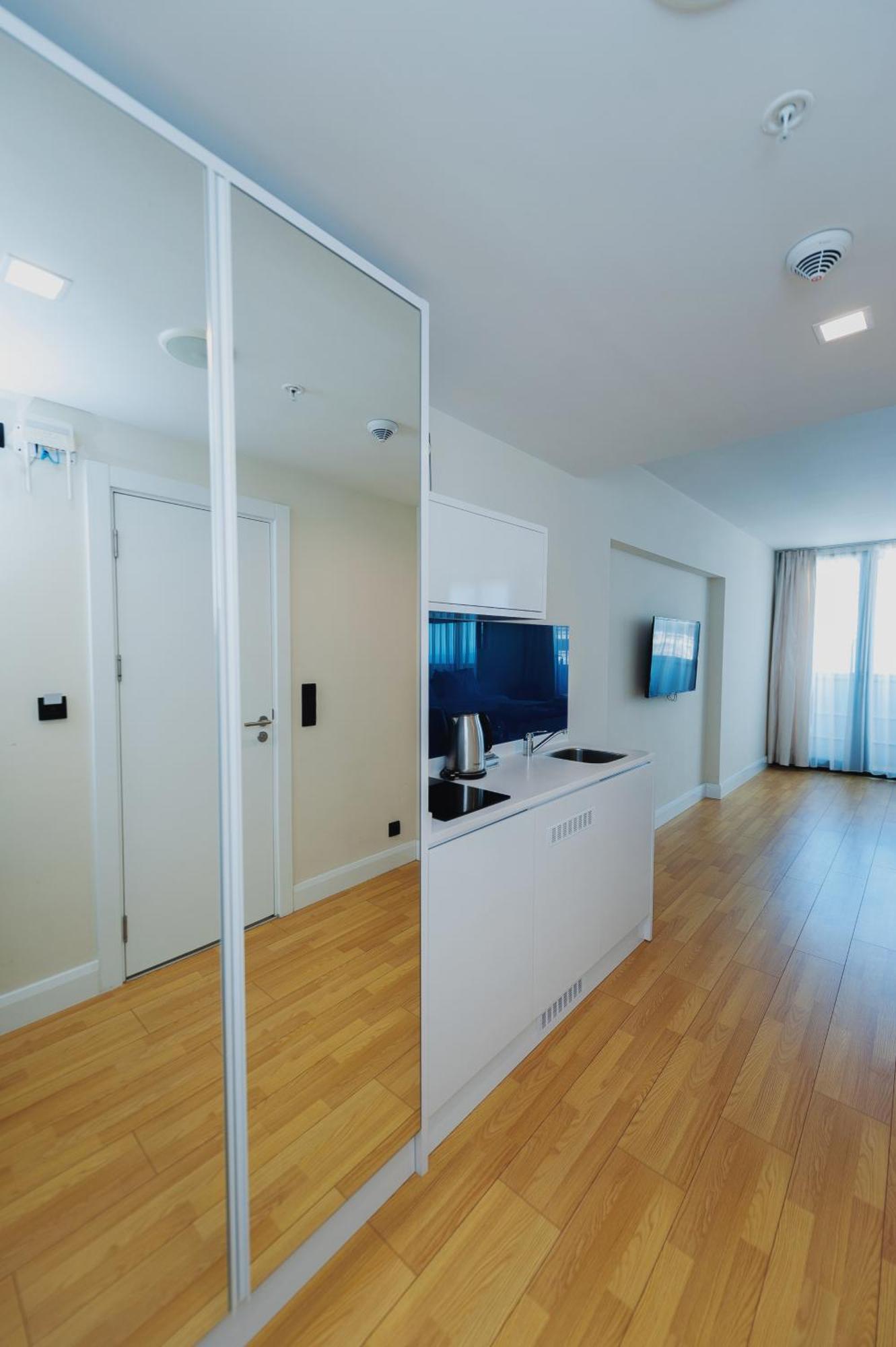 Orbi City Luxury Towers Aparthotel Batumi Exteriör bild